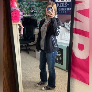 Meet your Posher, Leanne